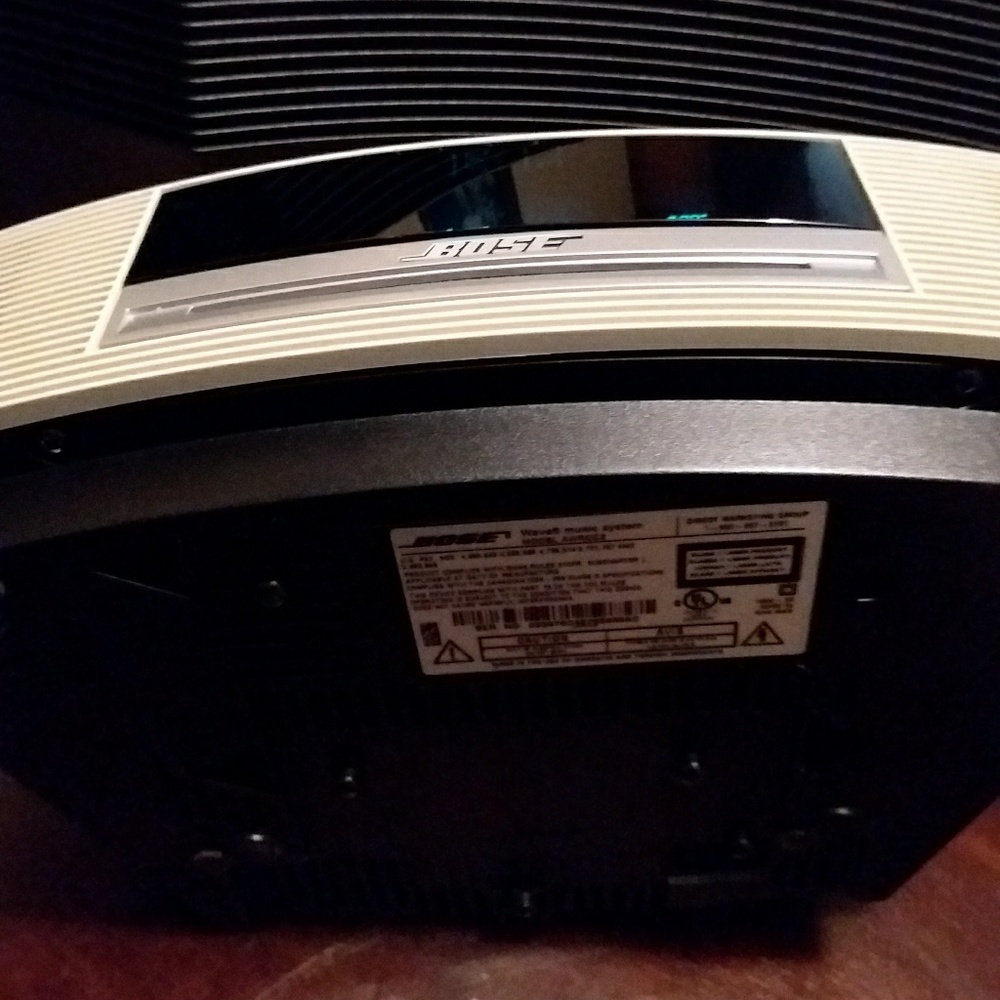 BOSE - Picture 7 of 8